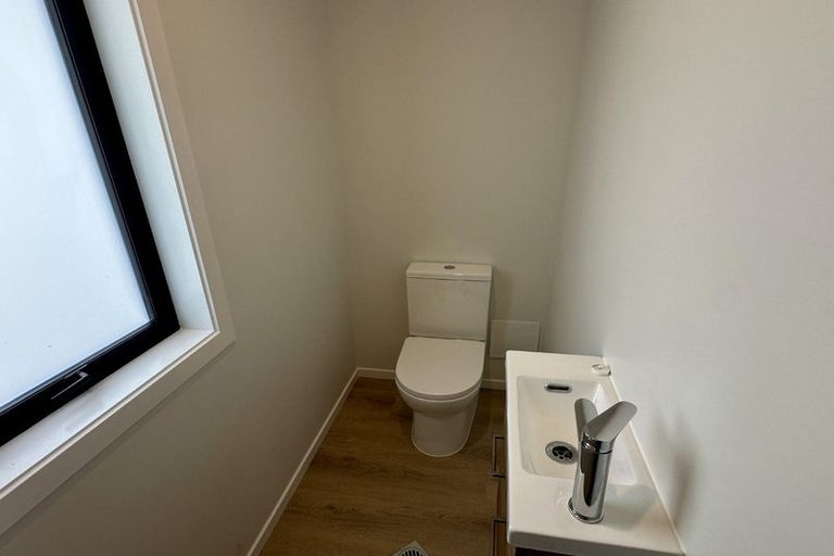 Photo of property in 17 Gibson Crescent, Naenae, Lower Hutt, 5011