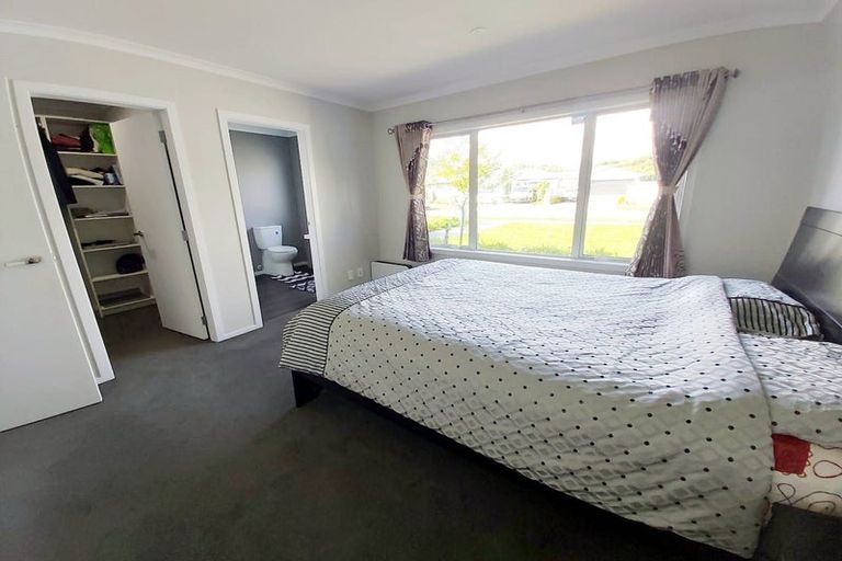 Photo of property in 23 Grovedale Square, Wainuiomata, Lower Hutt, 5014