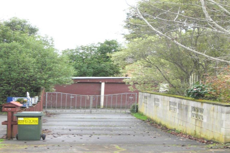 Photo of property in 10 Wesleydale Place, Papakura, 2110