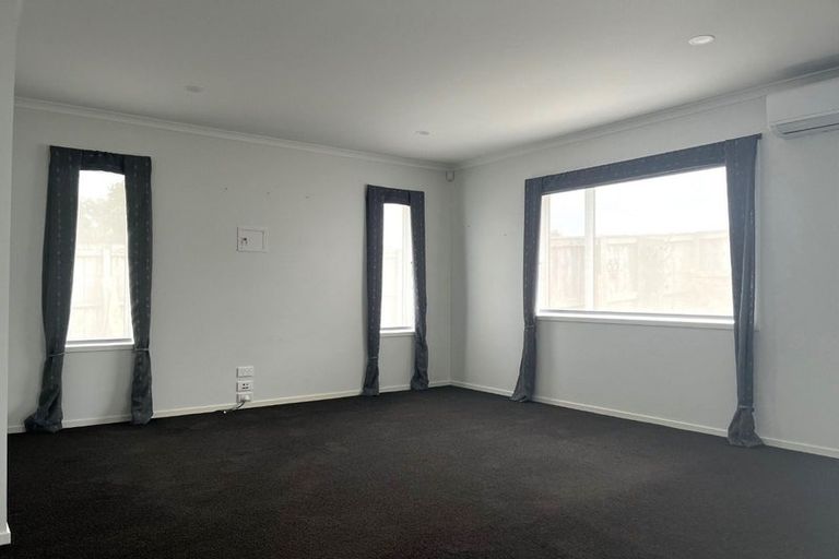 Photo of property in 7a Collingwood Road, Waiuku, 2123