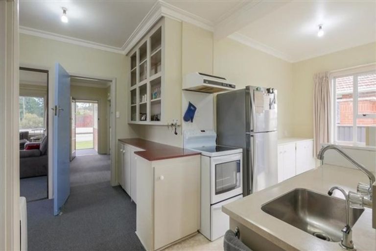 Photo of property in 27 Isadore Road, Saint Clair, Dunedin, 9012