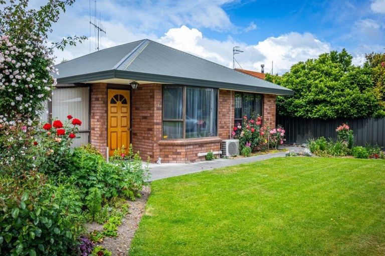 Photo of property in 19 Jollie Street, Geraldine, 7930