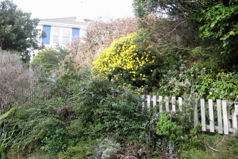 Photo of property in 1 Beatty Avenue, Karori, Wellington, 6012