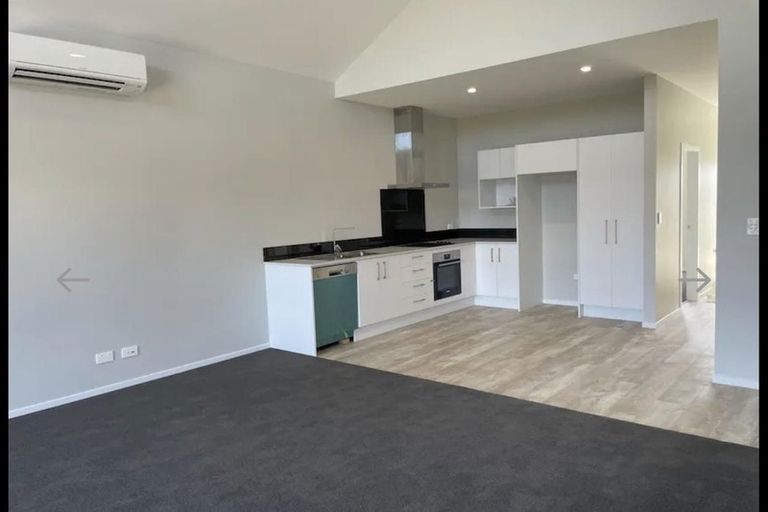 Photo of property in 3 Kopua Place, Whitby, Porirua, 5024