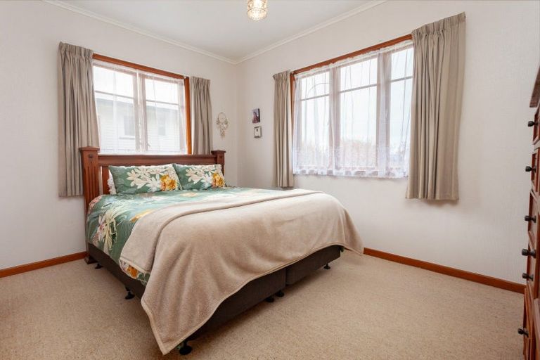 Photo of property in 28 Station Street, Tirau, 3410