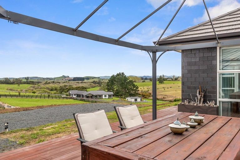 Photo of property in 98 Vineyard Road, Te Kauwhata, 3782