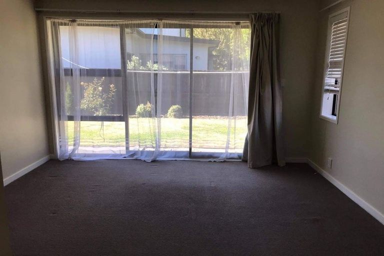 Photo of property in 190 Racecourse Road, Sockburn, Christchurch, 8042