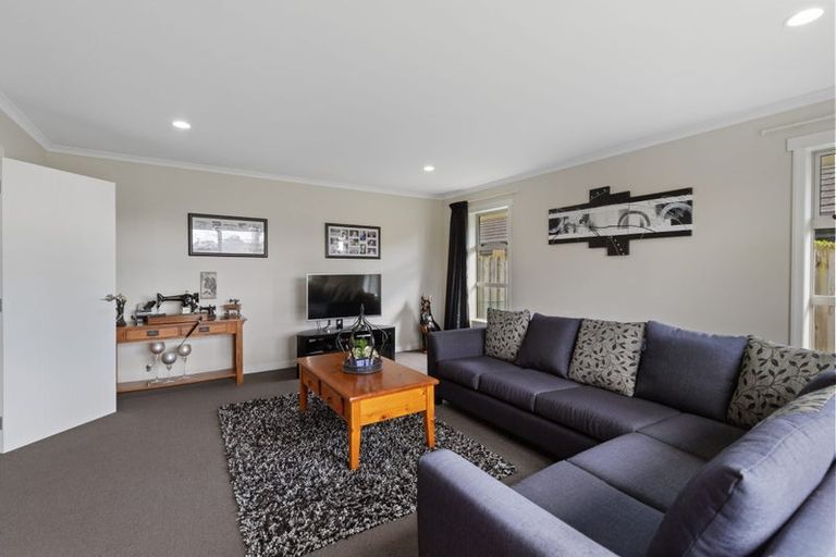 Photo of property in 9 Amokura Crescent, Flagstaff, Hamilton, 3210