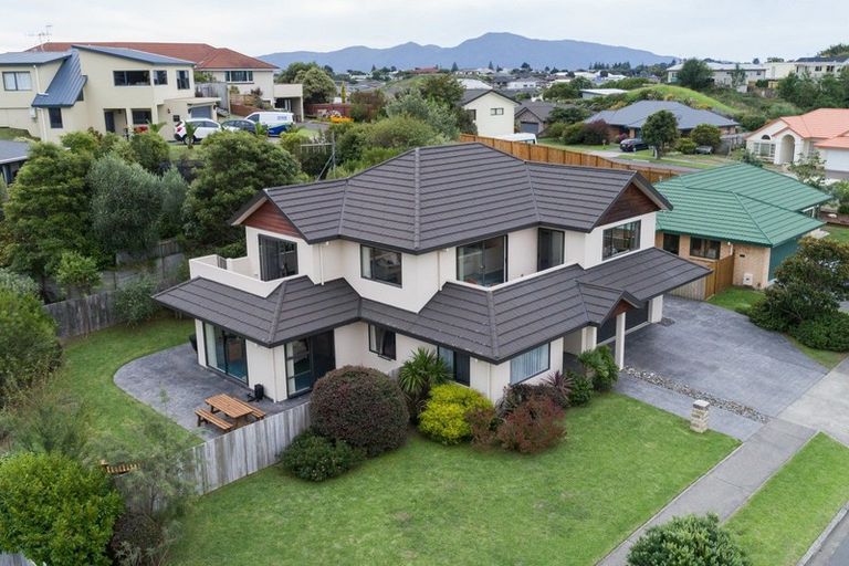 Photo of property in 4 Lorna Irene Drive, Raumati South, Paraparaumu, 5032