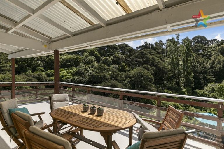 Photo of property in 41 Belmont Terrace, Belmont, Lower Hutt, 5010
