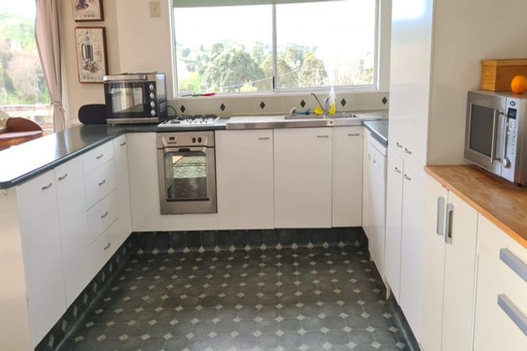 Photo of property in 5 View Street, Maungaturoto, 0520