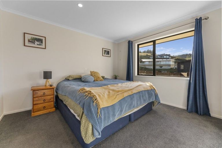 Photo of property in 18 Goddard Way, Sawyers Bay, Port Chalmers, 9023