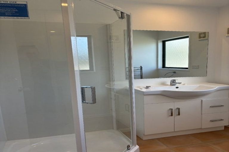 Photo of property in 11 Laurence Street, Manly, Whangaparaoa, 0930