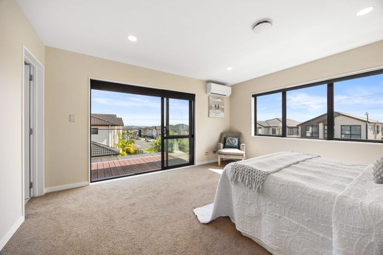 Photo of property in 67 Drumbuoy Drive, Flat Bush, Auckland, 2019