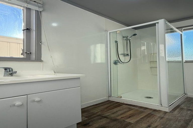 Photo of property in 18a Grove Road, Papakura, 2110