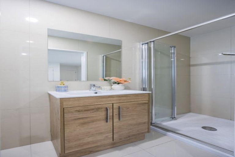 Photo of property in 69 Joseph Street, Flat Bush, Auckland, 2019