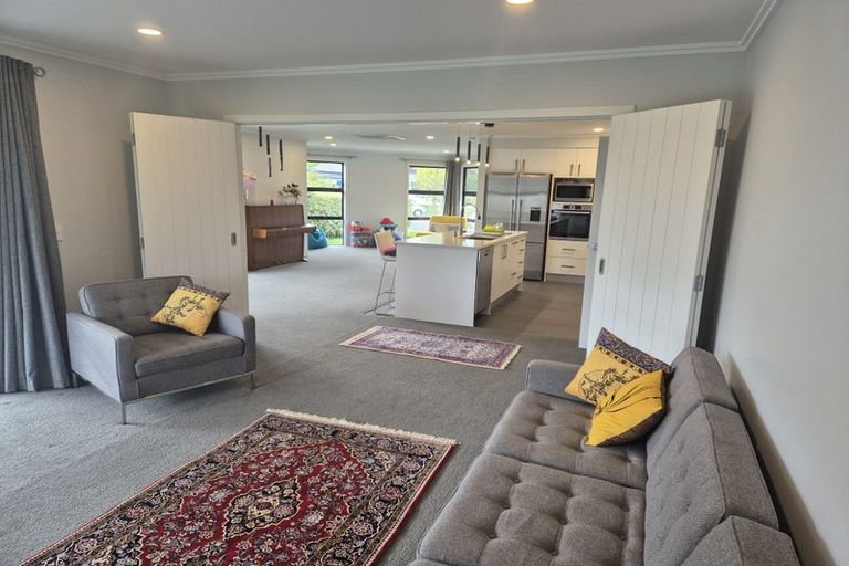 Photo of property in 18 Teatree Close, Huntington, Hamilton, 3210