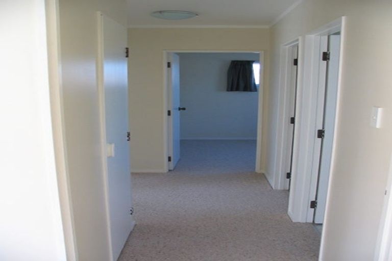Photo of property in 1/1 Don Street, Papakura, 2110