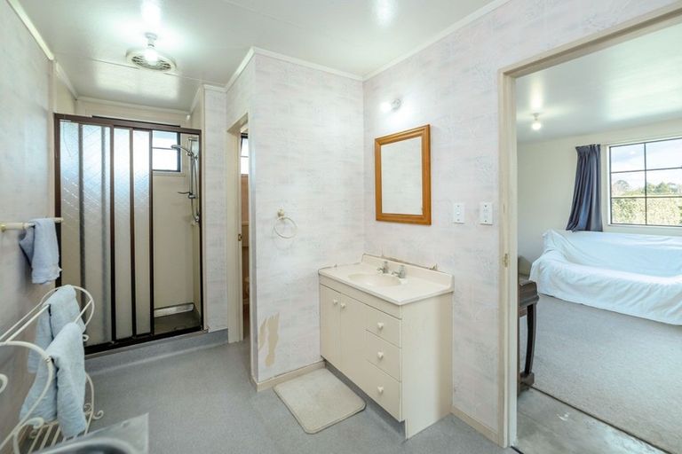 Photo of property in 19 Matahiwi Road, Matahiwi, Masterton, 5888