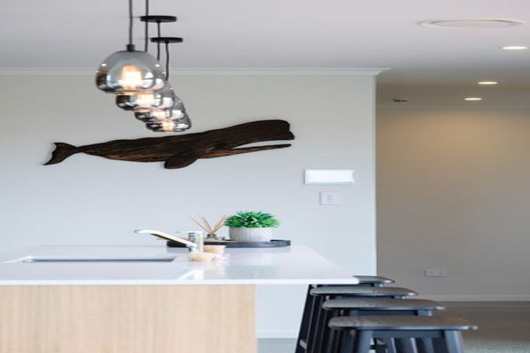 Photo of property in 14 Beveridge Road, One Tree Point, 0118