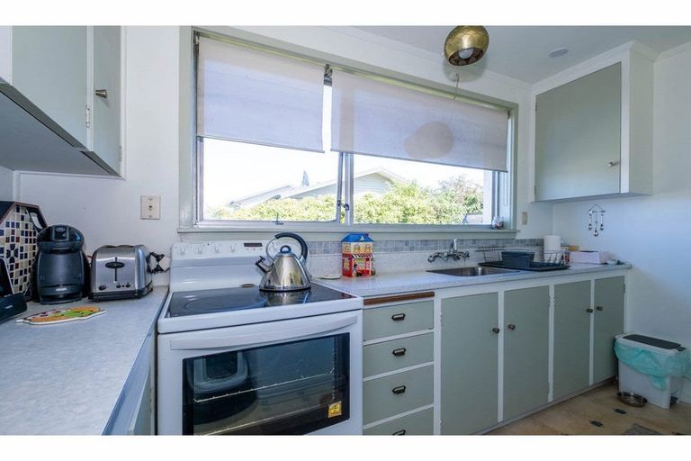 Photo of property in 13 Pringle Street, Waimataitai, Timaru, 7910