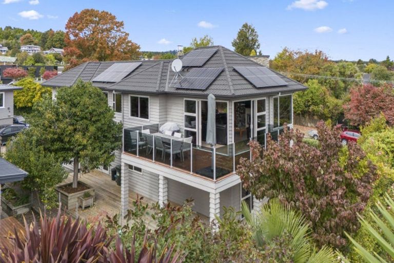 Photo of property in 1/46 Shepherd Road, Waipahihi, Taupo, 3330