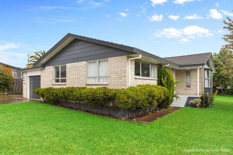 Photo of property in 4 Luxor Place, Pomare, Rotorua, 3015