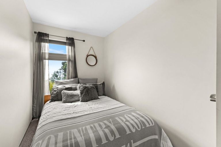 Photo of property in 15 Lightning Ridge View, Waimarama, 4294