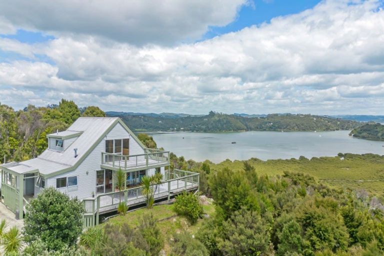 Photo of property in 16 Lichen Grove, Russell, 0272