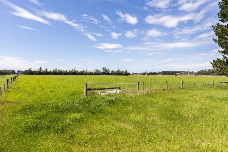 Photo of property in 4 Kennedys Hill Road, Fernside, Rangiora, 7471