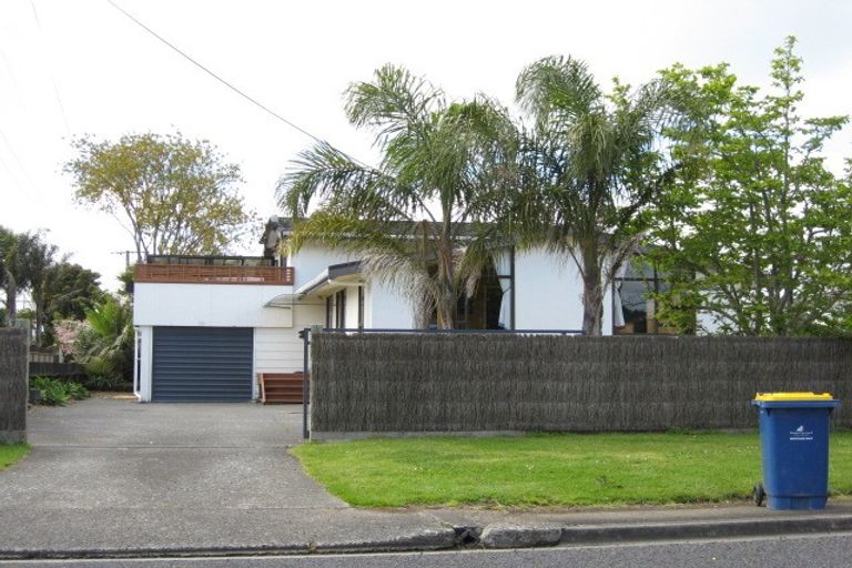 Property details for 193 Kauri Road, Whenuapai, Auckland, 0618