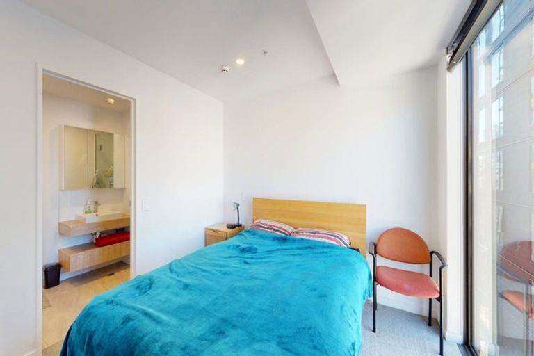 Photo of property in Pinnacle Apartments, W806/160 Victoria Street, Te Aro, Wellington, 6011
