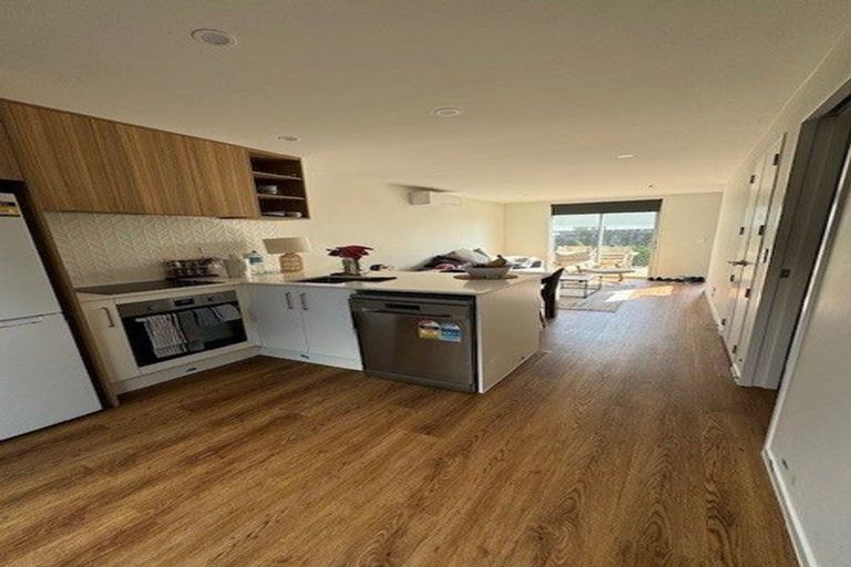 Photo of property in 10/25 Tranent Road, Mangere, Auckland, 2022