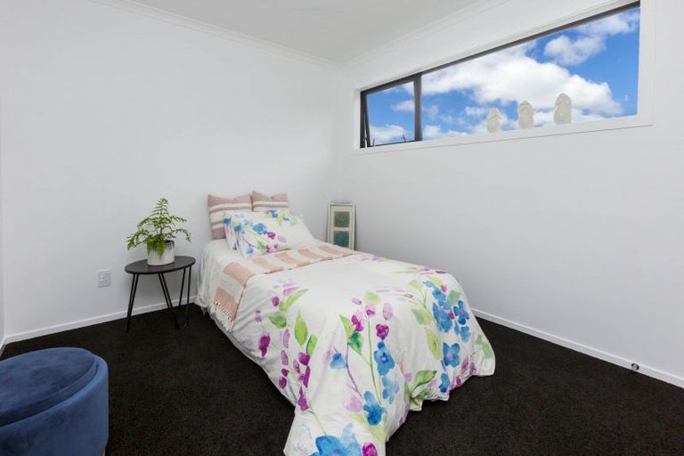 Photo of property in 2 Fitch Lane, Wallaceville, Upper Hutt, 5018