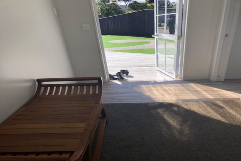 Photo of property in 17 Bluegum Road, Paraparaumu Beach, Paraparaumu, 5032