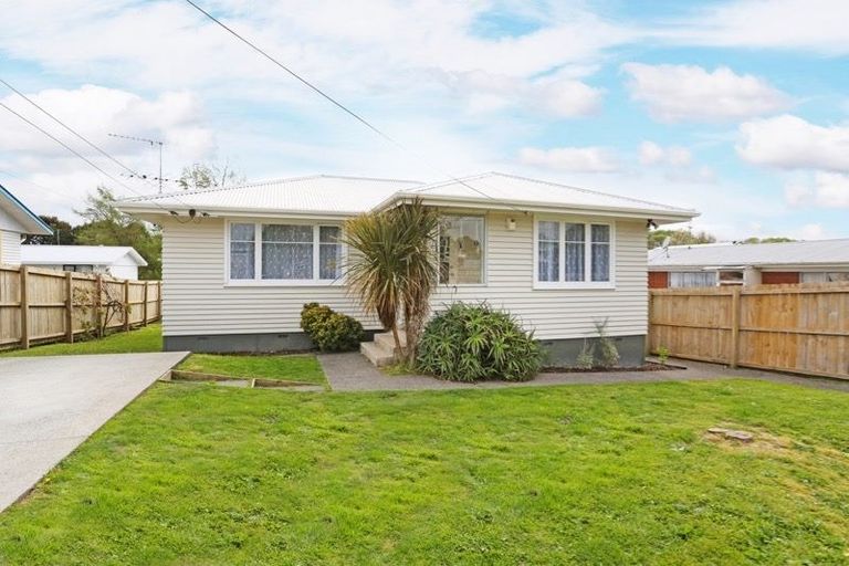 Photo of property in 14 Greenhaven Avenue, Opaheke, Papakura, 2113