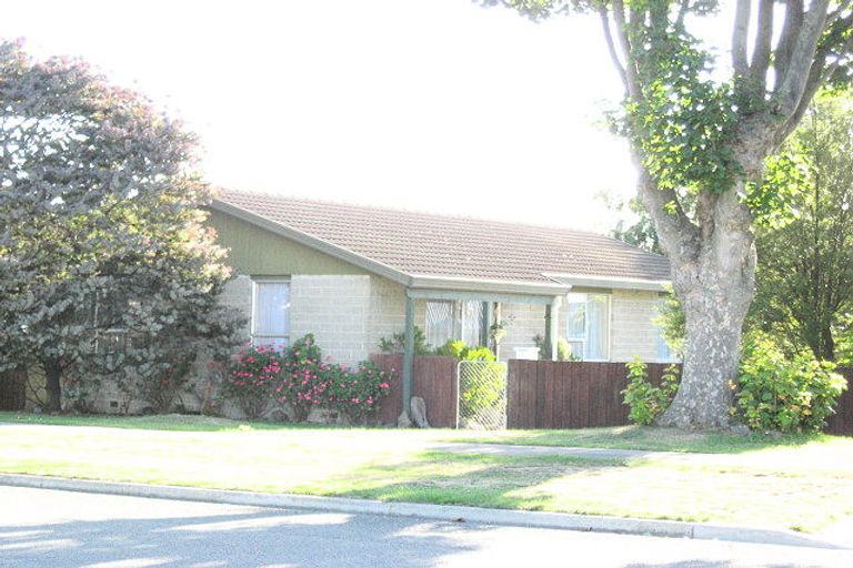 Photo of property in 89 Maces Road, Bromley, Christchurch, 8062