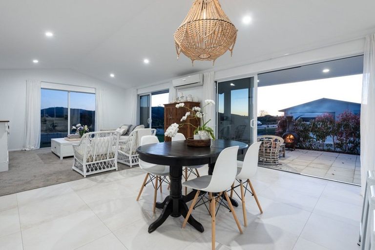 Photo of property in 35 El Questro Drive, Papamoa, 3118