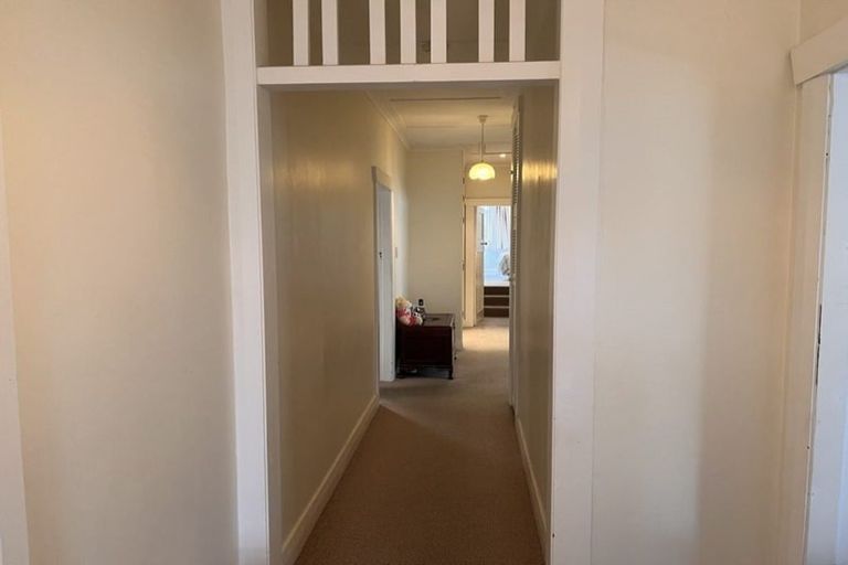 Photo of property in 4 Newcombe Crescent, Karori, Wellington, 6012