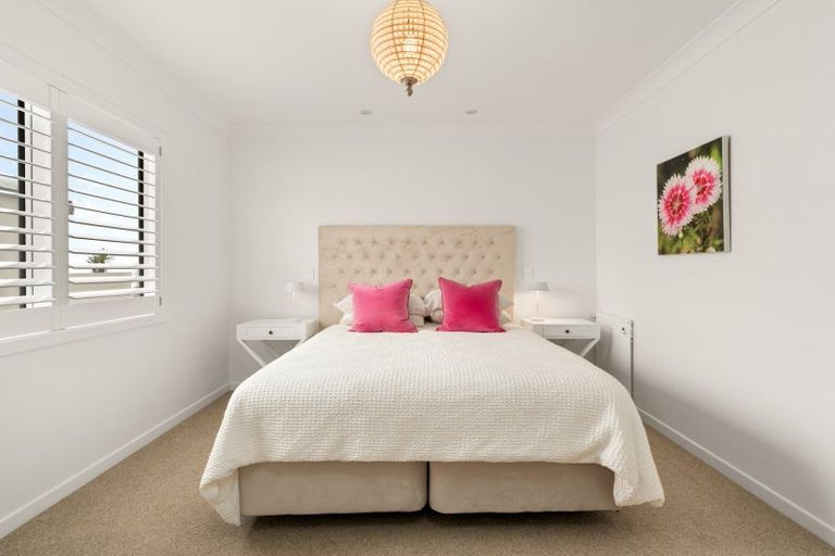 Photo of property in 53 Motiti Road, Papamoa Beach, Papamoa, 3118