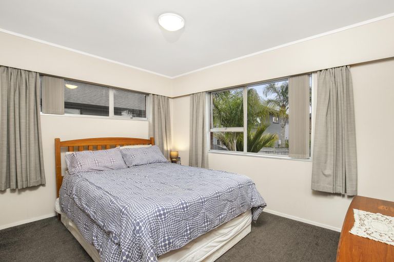 Photo of property in 22b Wairere Road, The Gardens, Auckland, 2105