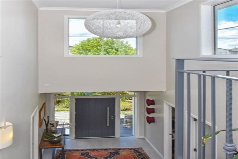 Photo of property in 13 Lake Drive, Karaka, Papakura, 2113