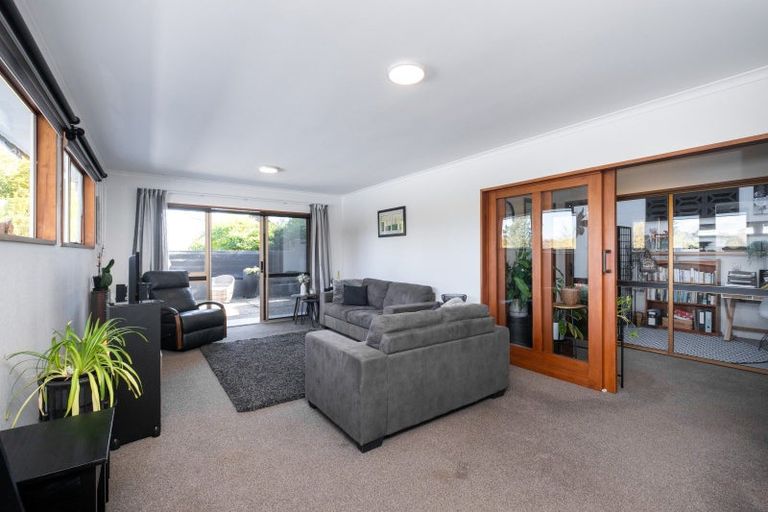 Photo of property in 13c Lovat Street, Havelock North, 4130