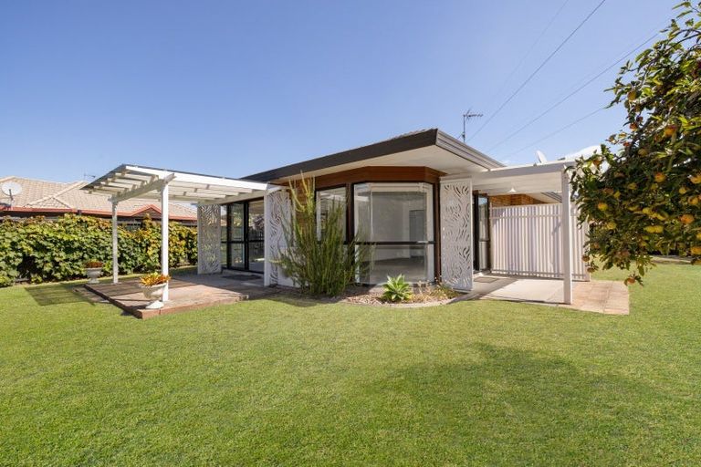 Photo of property in 16 Oleander Lane, Mount Maunganui, 3116