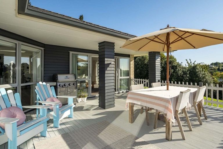 Photo of property in 32 Westview Place, Tauriko, Tauranga, 3110