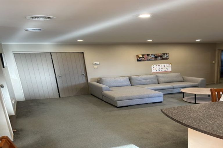 Photo of property in 6 Owhatiura Drive, Lynmore, Rotorua, 3010