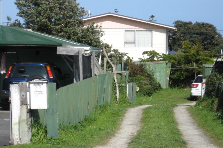 Photo of property in 17 Matai Street, Castlecliff, Whanganui, 4501