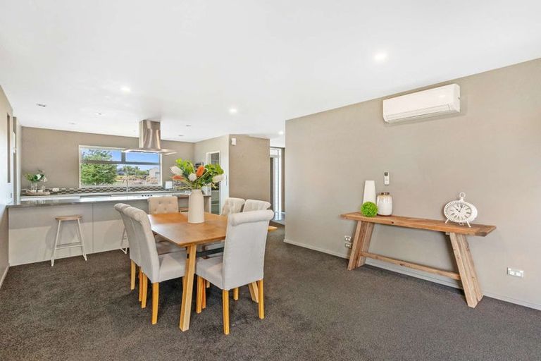 Photo of property in 32 Preston Avenue, West Melton, 7618