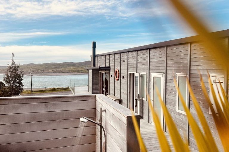 Photo of property in 115 Riria Kereopa Memorial Drive, Raglan, 3297