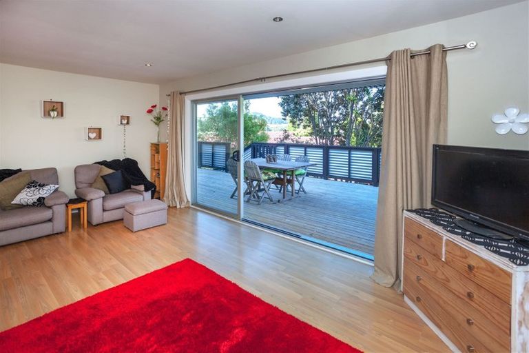 Photo of property in 12 Ailsa Place, Tairua, 3508